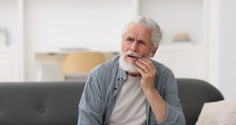 Stan zapalny dziąsła pod mostem protetycznym – diagnostyka w gabinecie